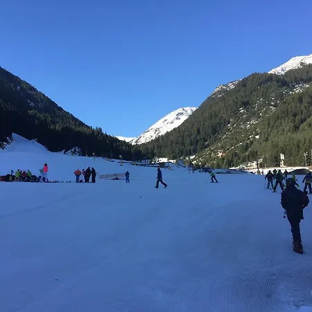 Monastery C39 公寓 *